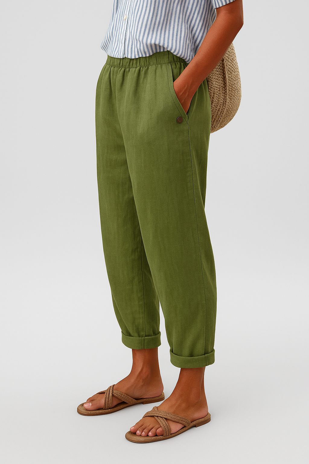 Cropped Pants for Women – Straight Leg with Side Pockets | Mid-Rise Design 1