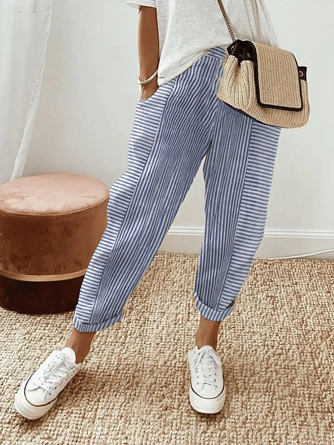 Cropped Pants for Women – Vertical Stripe Pattern | Mid-Rise & Side Pockets 0