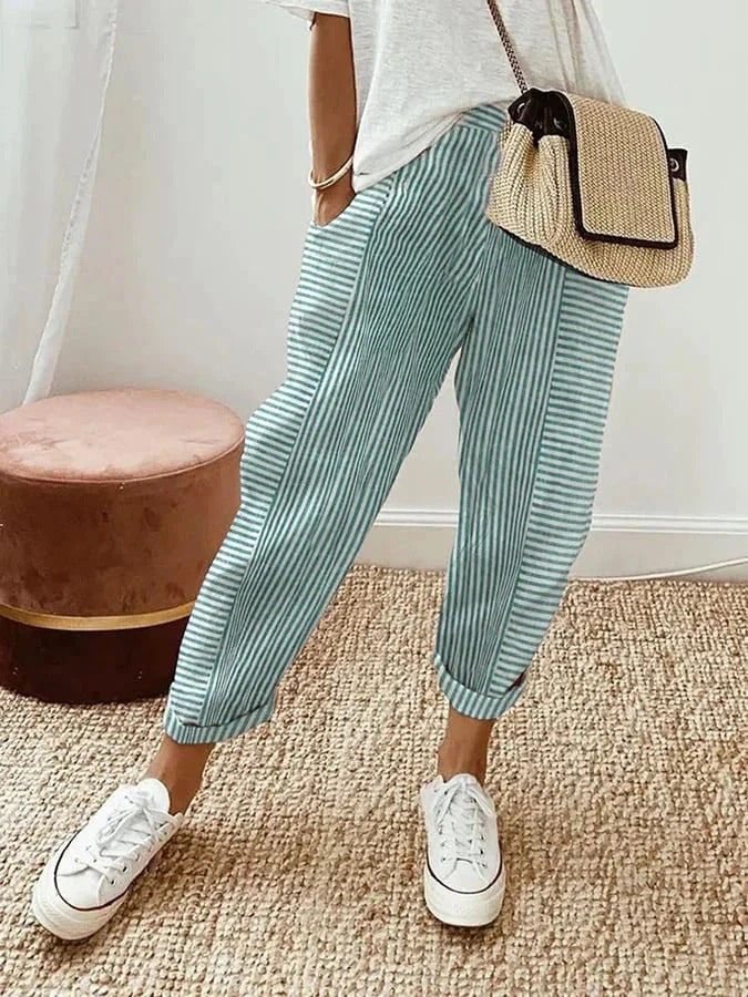 Cropped Pants for Women – Vertical Stripe Pattern | Mid-Rise & Side Pockets 2
