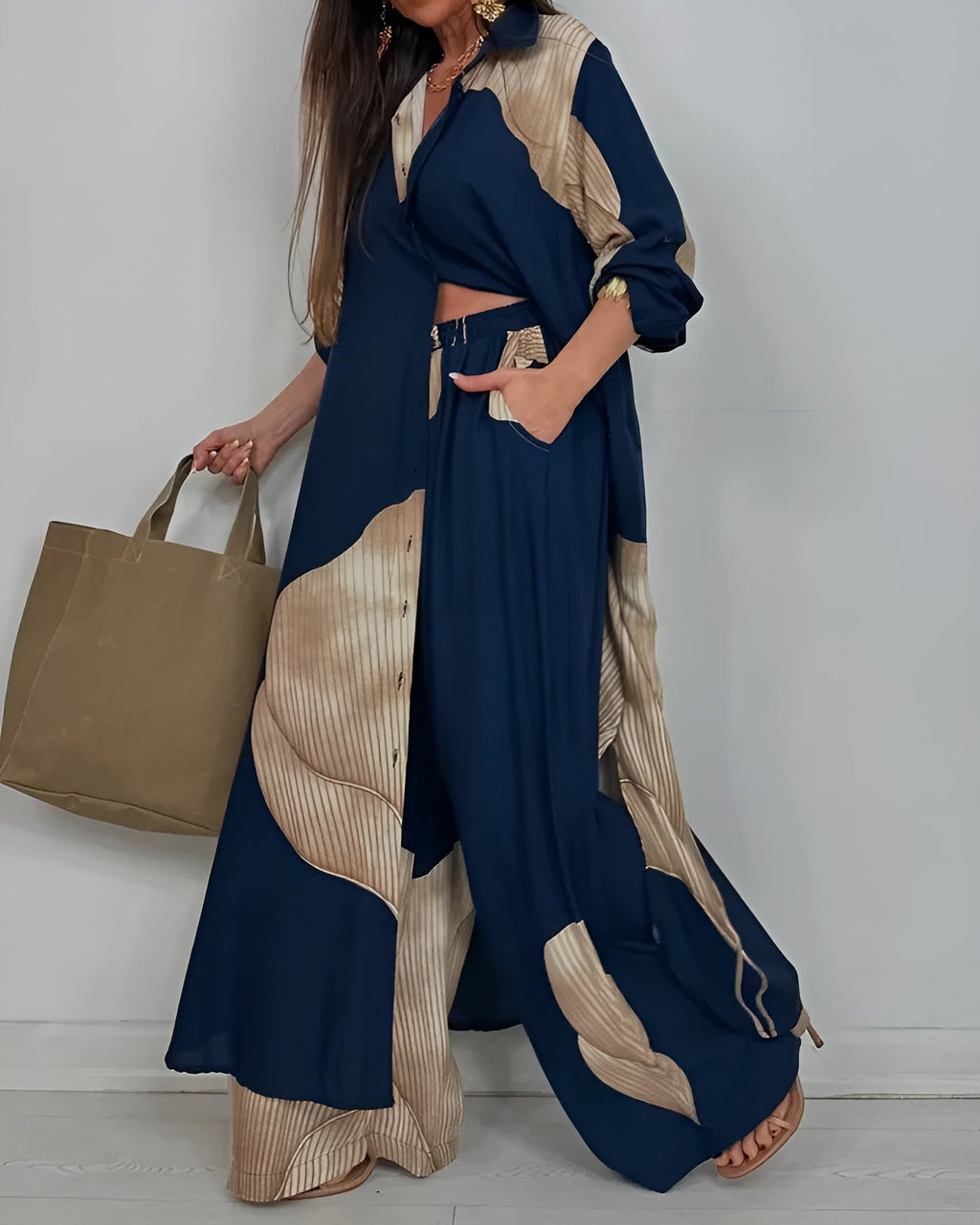 Outfit Set for Women – Cropped Button-Front Shirt | Wide Leg Pants & Side Pockets 5